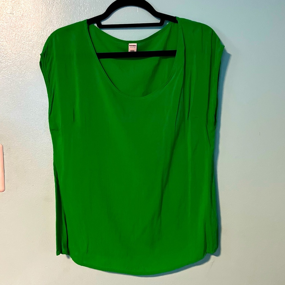 Green Old Navy Sleeveless White Top M